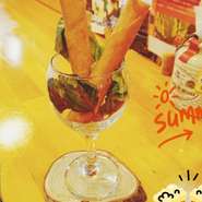 サクッと触感がたまりません。
夏でも春巻き。秋でも春巻き。冬でも春巻き。