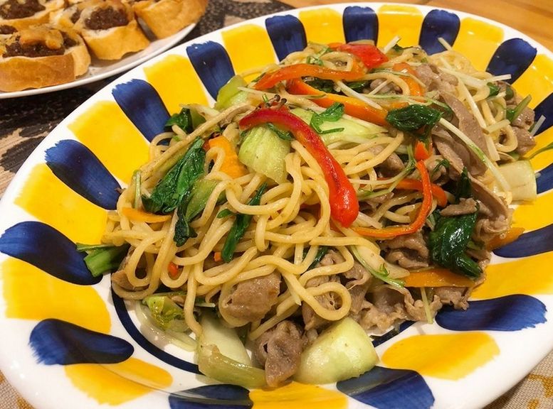バリ風焼きそば ミーゴレン