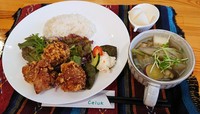 ・鶏の唐揚げプレート
・サラダ
・スープ
※+250円でドリンク付きに(ホット珈琲・アイス珈琲)
