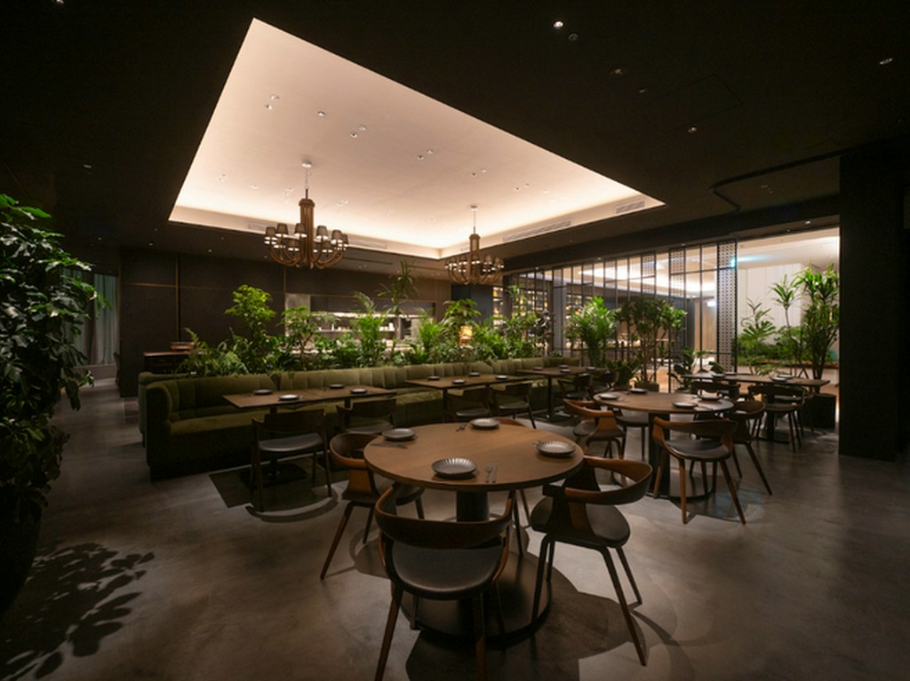 モダナイズされたタイ料理が映えるスタイリッシュなインテリア