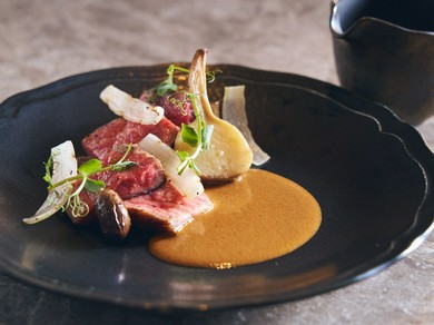 和牛のグリル　マッサマンソース