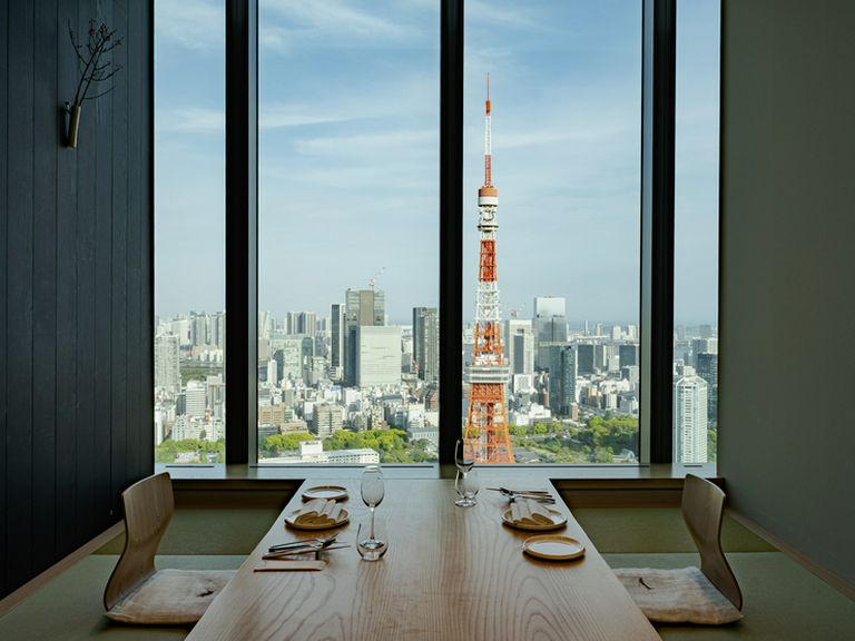 森JPタワー33階のプライベート空間で、至福の食体験に憩える！