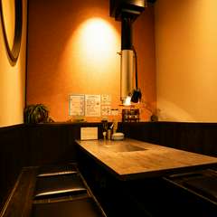 気心知れた者同士、周囲を気にする必要がない個室