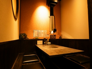 気心知れた者同士、周囲を気にする必要がない個室