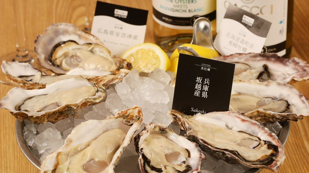 専門店だからこそできる、細やかな目利きと仕立て『旬の真牡蠣プレート』