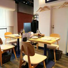 一口ごとに海の風味が広がり、肩ひじ張らずに牡蠣を楽しむ