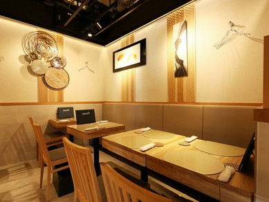 少人数でゆったりと、落ち着きのある和の空間で至福のひととき