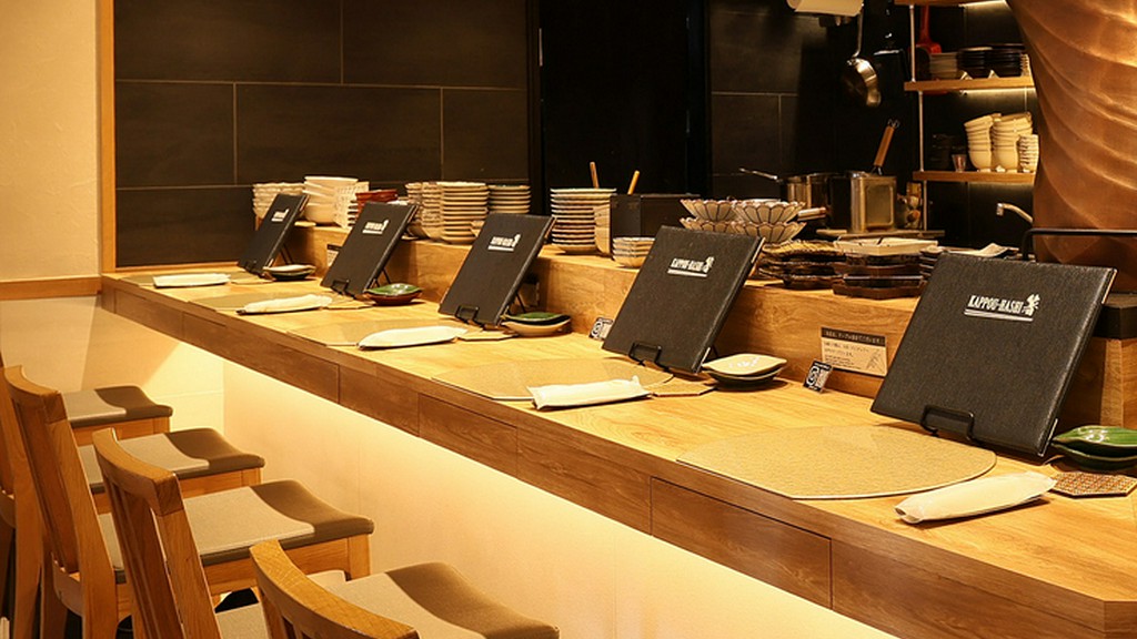 職人の手仕事を間近に味わう、心ほどける特等席