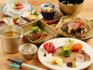 気軽に立ち寄れて、二人の時間を特別に彩る隠れ家のような場所