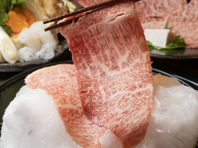 店独自の割り下でつくる【一芯】のすき焼き。特選神戸牛の香り・甘み・柔らかさ『特選神戸牛すき焼き』