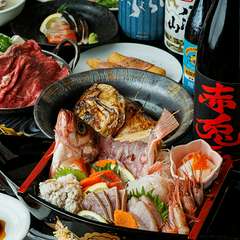 贅沢な食べ放題を楽しめる「旬彩極み食べ飲み放題コース」