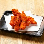 新鮮な海の幸を使った豪華海鮮丼とマグロの赤身とびこの相性が抜群ネギトロ丼