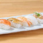トマトとベーコンの旨味が染み出た当店オリジナルリゾットチーズリゾット