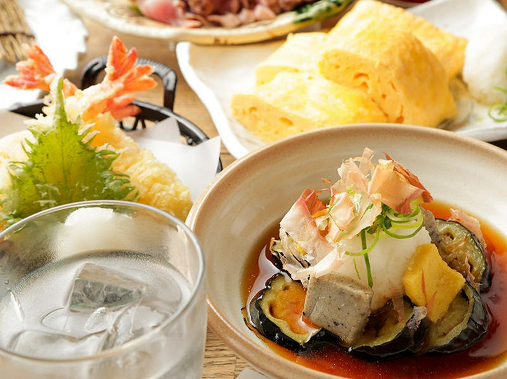 食べ放題メニュー約100種！
【食べ放題80分LO/お席2時間制】