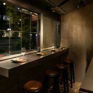 1F)カウンター席