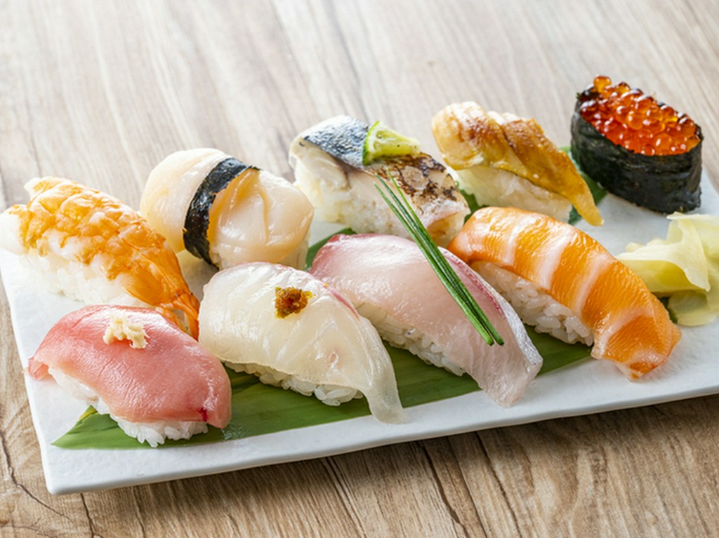 寿司の食べ放題コースも！