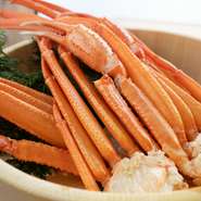 ＜+275円（税込）コンロ追加可能＞

＜+550円(税込)でカニ鍋食べ放題追加可能＞

＜+330円（税込）浜焼きコンロ付き食べ放題セット追加可能＞
内容：ホタテ・ハマグリ・アサリ・サザエ・焼きガニ・大エビ・かに味噌グラタン
ーーーーーーーーーーーーーー
+880円（税込）でソフトドリンク飲み放題

+1650円（税込）で生ビール・角ハイ付きの全種アルコール飲み放題
