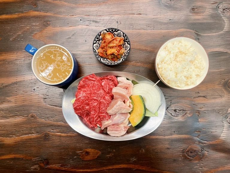 深夜A定食（肉150g/鶏肉）