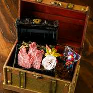 本日のおすすめのお肉。毎回内容が変わるお楽しみBox。
※内容はスタッフまで。