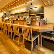 落ち着いた雰囲気で、会社員や県外のお客様でも、安心して食事が出来る庶民派の【酒と肴ふらんく】。