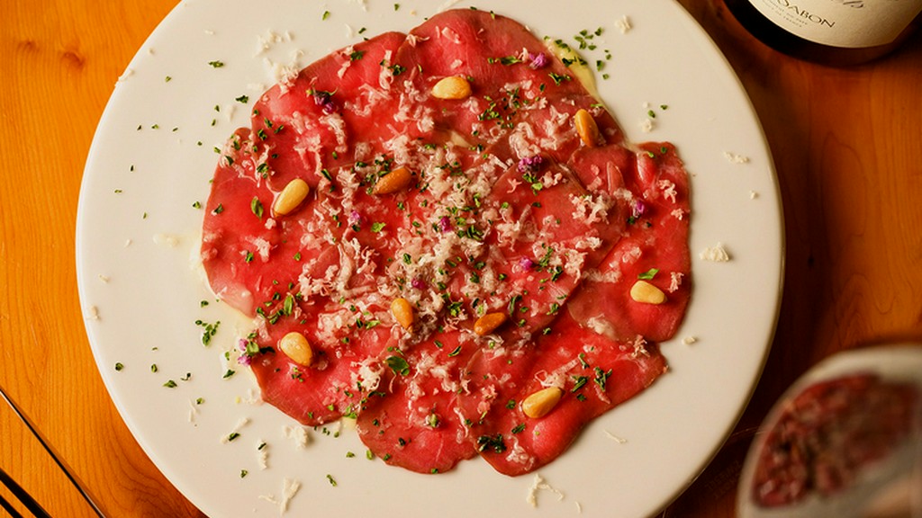 フレンチ出身の料理人による、食材にもこだわった逸品