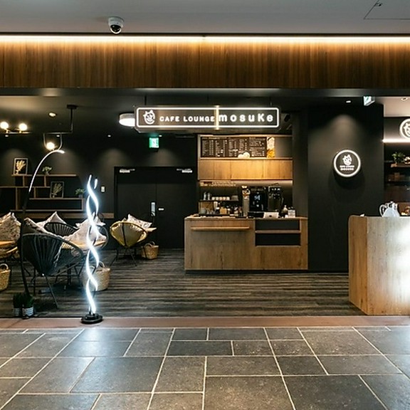 たくさんのおいしいがつまった、オシャレなカフェラウンジ