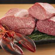 現代焼肉と昔ながらの焼肉融合を存分に楽しめるコースになっております。
特選のタンやユッケ、古今ロイヤルバーガーなど含まれております。