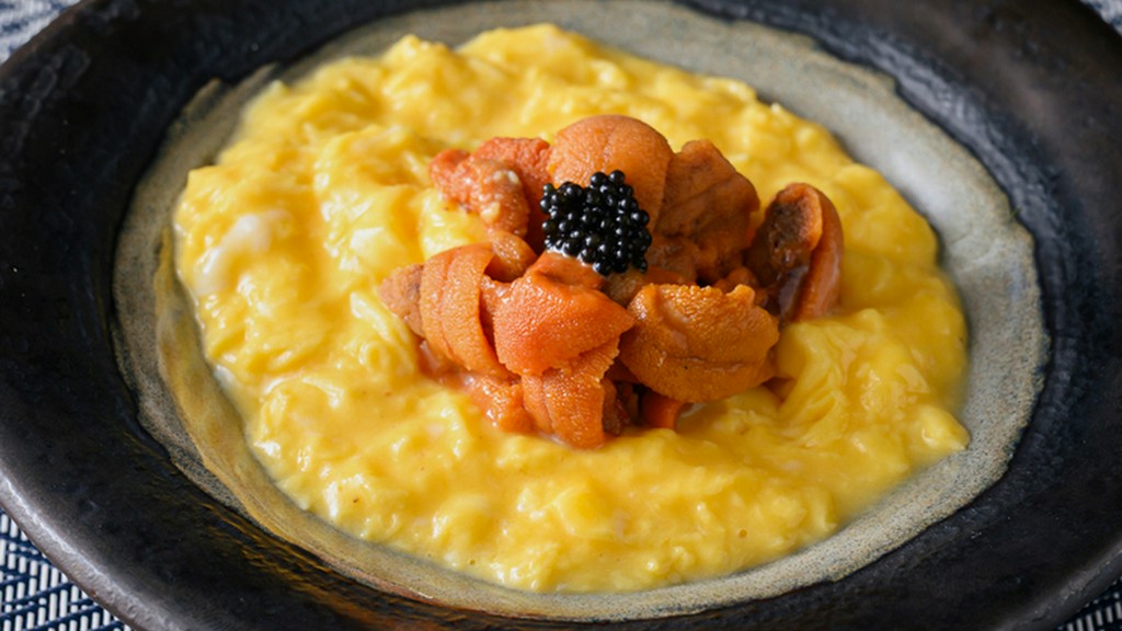 シンプルなのに贅沢。ふわふわ卵と濃厚雲丹が奏でる、至福のハーモニー『雲丹とスクランブルエッグ』