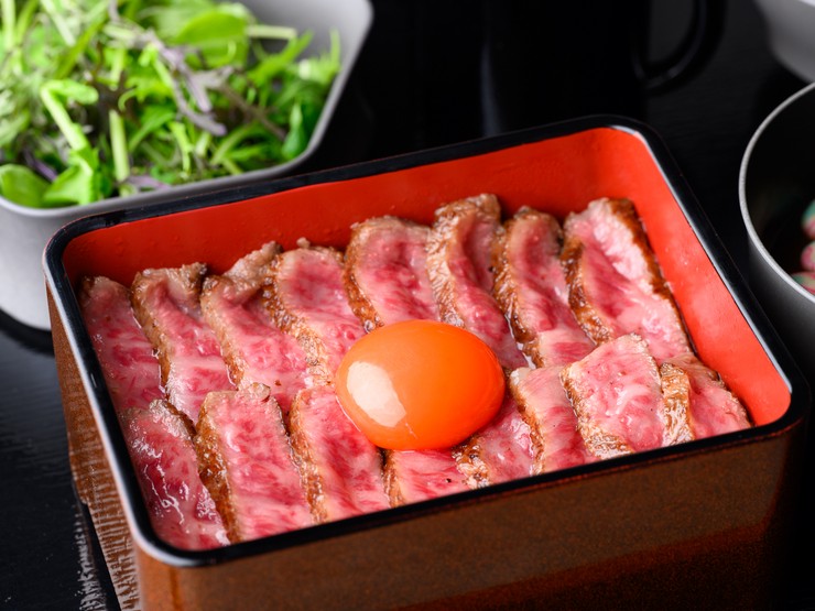 近江町のりちゃんby登るや 近江町市場/牛丼 ネット予約可 | ヒトサラ