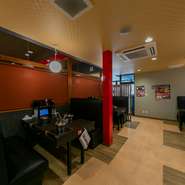 鍋料理は、ふたりの距離を縮められる食事の一つです。鍋を囲むことで、食材の好みや思い出を自然に共有できるでしょう。リラックスした雰囲気の中で、お互いの新しい一面を発見する絶好の機会が生まれます。