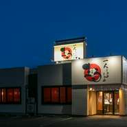 自社でお肉の加工を行っているため、お手頃な価格での設定が可能に。もちろん品質も徹底的に追求しており、鮮度とおいしさをしっかりと感じられます。家族で友人同士で、ぜひ。