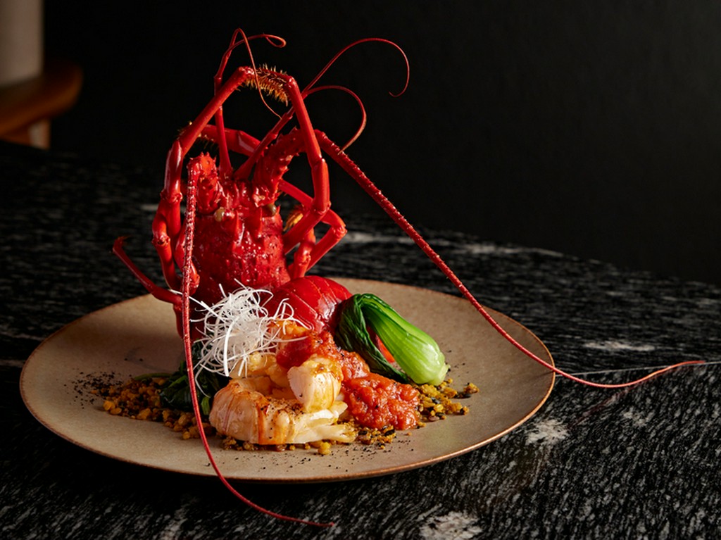 五感に響く美味、華麗なプレゼンテーションが特別な日を彩る