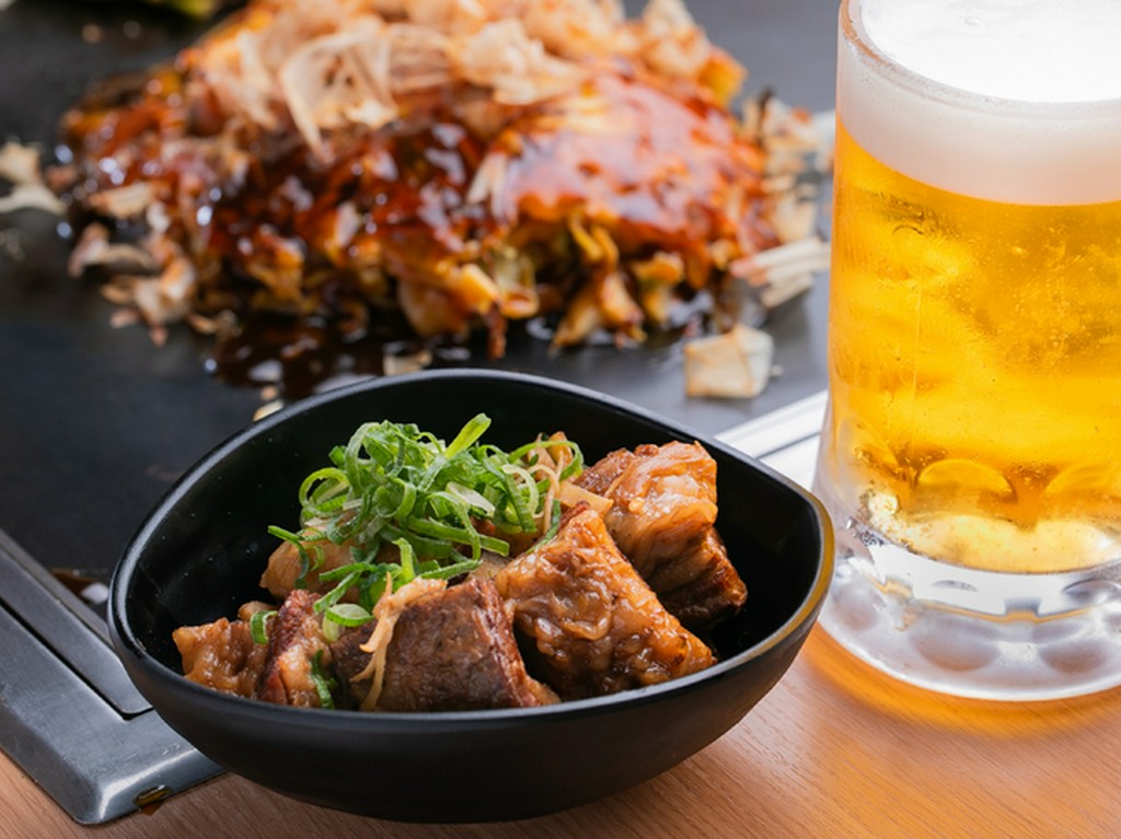 黒毛和牛すじとこんにゃくの煮込み