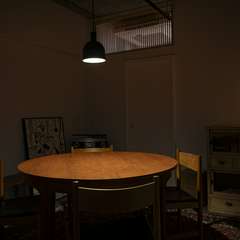 自宅に招かれたようなプライベート感のある個室