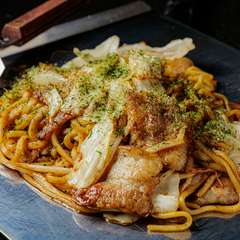製麺所こだわりの生麺使用の焼きそば
