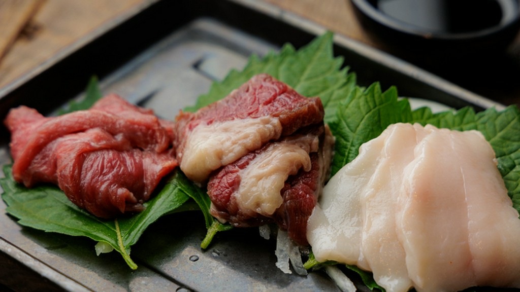 デートにもオススメな牡蠣・馬肉料理。大切な人との食事にも最適