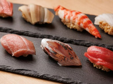 おまかせコース(小料理2品＋お味噌汁付き)