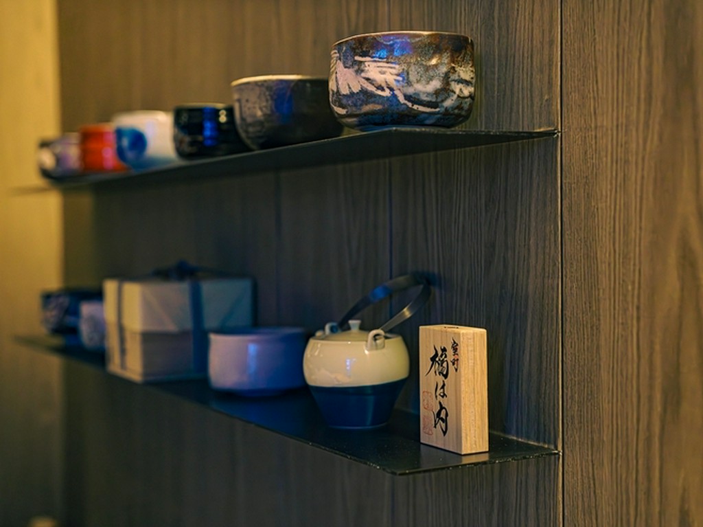 三越前駅2分【室町　福は内】