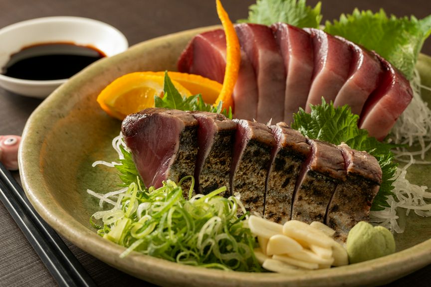 生鰹刺身・タタキ(塩またはポン酢)