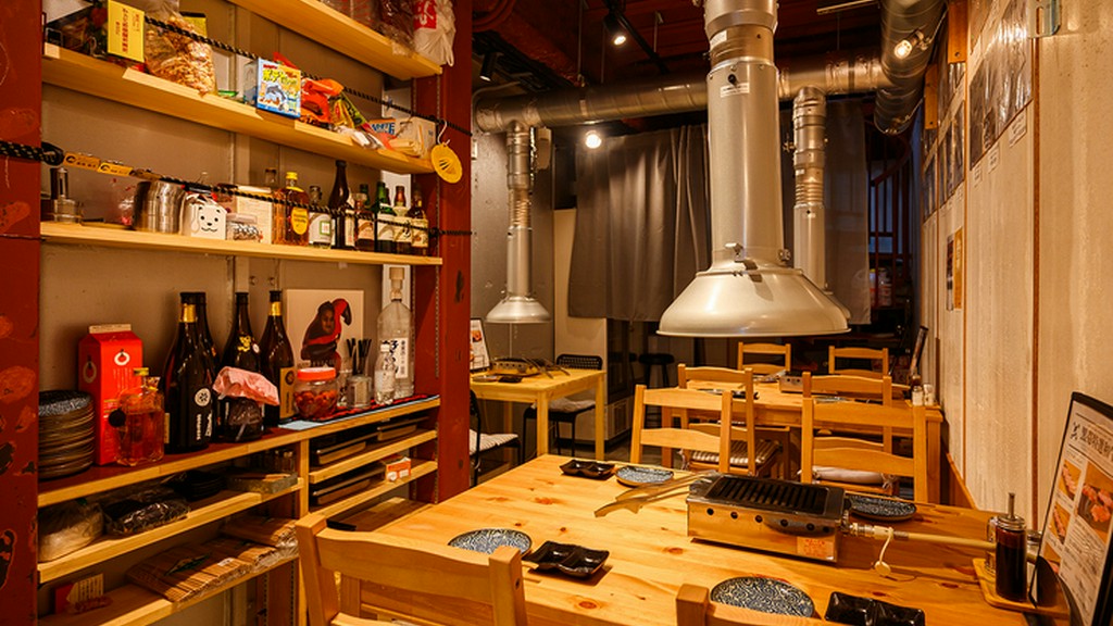 楽しい出会いと笑顔があふれる、隠れ家焼肉店