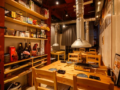 楽しい出会いと笑顔があふれる、隠れ家焼肉店