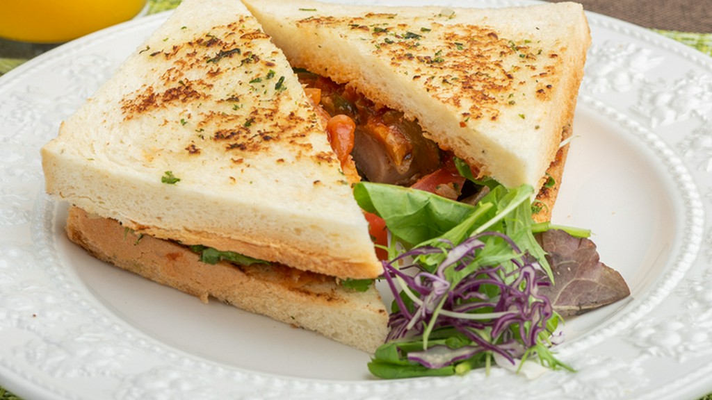 チキンステーキサンドウィッチ