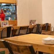 すすきの駅・豊水すすきの駅からのアクセスも良好。大人のデートにも気兼ねなく利用できます。気軽に楽しめるメニューも多く、二軒目のお店としても活躍してくれます。