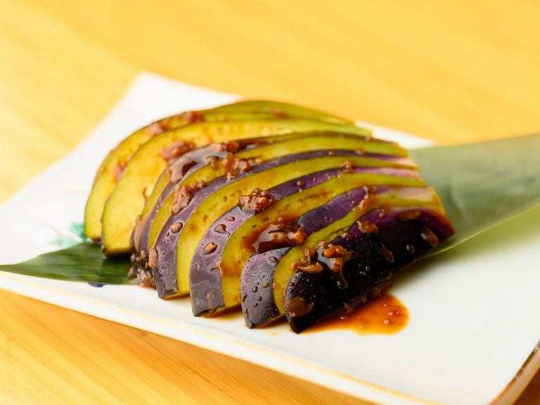 『おにぎり』を中心に、一人でも食べやすい料理が豊富