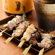 美桜鶏を一から手打ちで丁寧に下処理し、炭火で焼き上げてあり、ジューシーで柔らかな肉質、噛みごたえのある歯ごたえが特徴です。しっとりとした味わいの中に、濃厚な旨みが広がる、満足感たっぷりの一品。