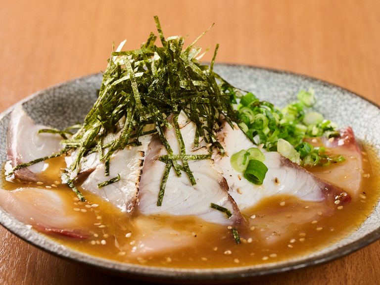 香ばしさと旨みが広がる、九州の逸品『炙りゴマかんぱち』