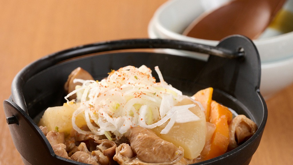 試行錯誤の末に完成したお店自慢の『特製もつ煮込み』