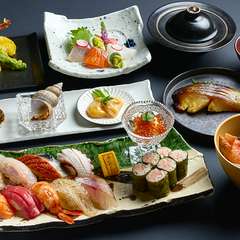 造里や一品も楽しめる『鮨コース』