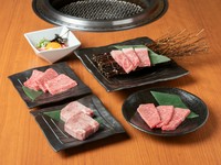 サーロインからユッケまで。豪華ラインナップで和牛を満喫できる『プレミアムコース』