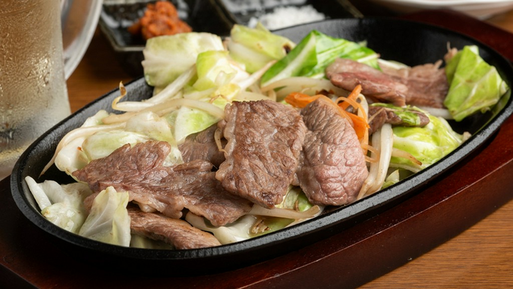 地元の素晴らしい食材「神戸牛」を、気軽に注文できる一品として用意された『神戸牛カルビ100g』